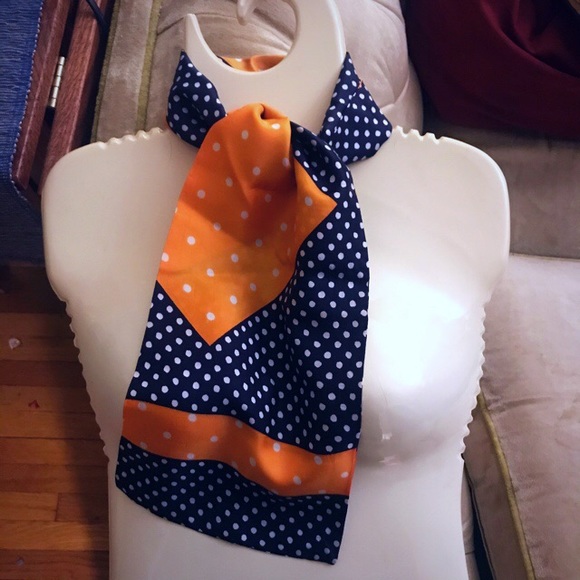 Vintage Accessories - Vintage Long narrow Scarf